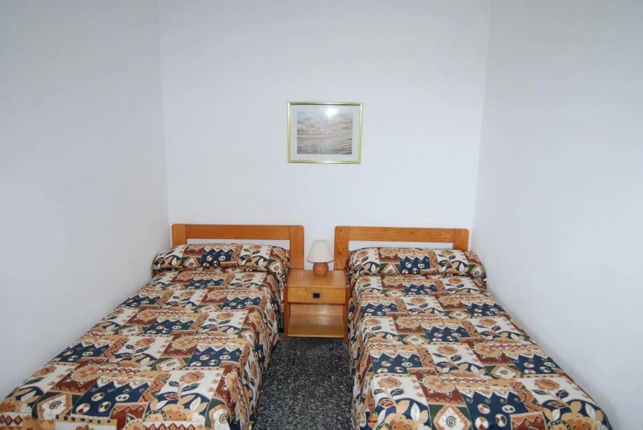 Aries Basic Appartement Salou 0*,  Spanje