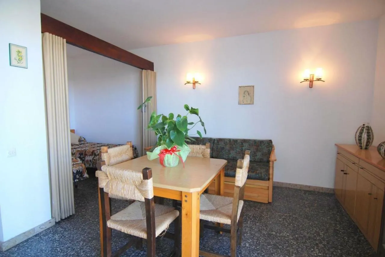 Aries Basic Appartement Salou 0*,  Spanje